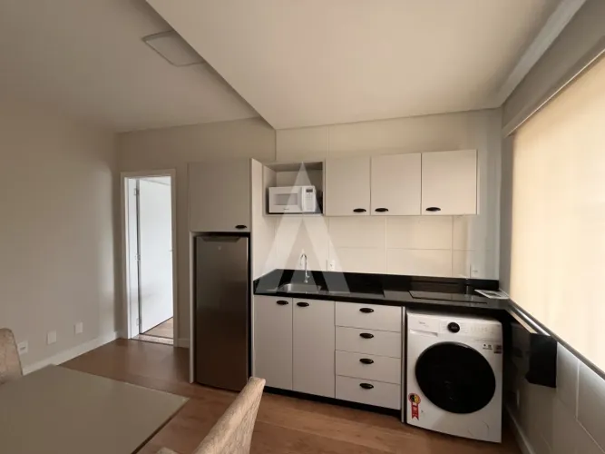 Apartamento mobiliado de 1 dormitório no bairro Costa e Silva com 28 m²
