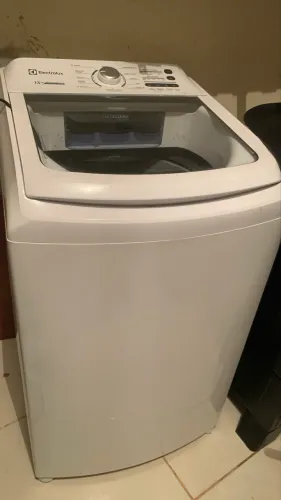 Máquina de Lavar Electrolux Essential Care 13kg - Excelente Estado