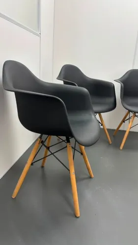 Cadeira Charles Eames Eiffel 3 unidades