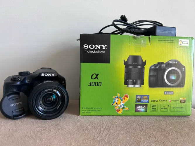 Sony Alpha A3000 + Lente 18-55mm | Excelente estado