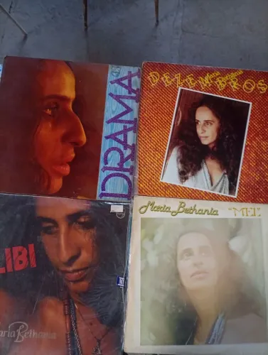 Vinil Maria Betânia