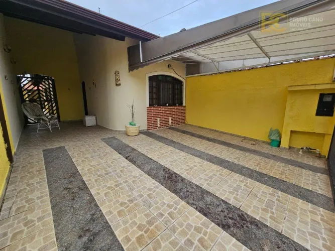 Casa com 2 dormitórios excelente localização á venda - Stella Maris - Peruíbe/SP