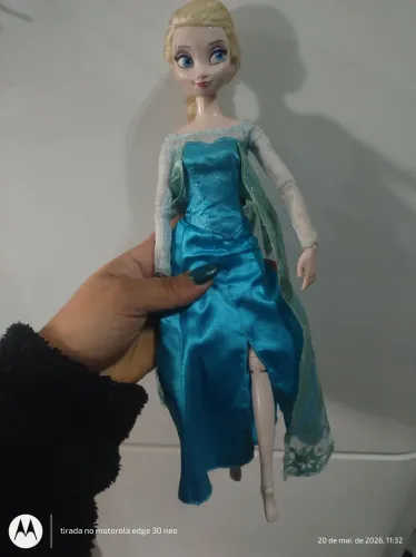 Bonecos Elza de Frozen original 