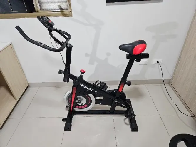 Bike Spinning Yangfit BS-260 com monitor (usada poucas vezes)