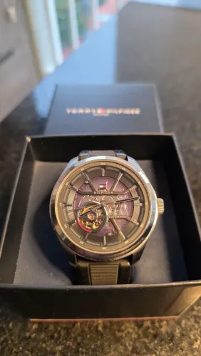 Relógio Tommy Hilfiger Borracha Preta