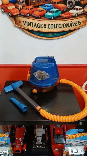 Brinquedo vintage Mini aspirador de pó da Estrela. Da década de 1970.
