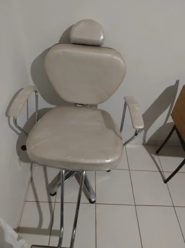 Cadeira de estética e maquiagem
