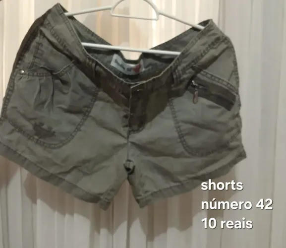 Short Feminino Verde Militar