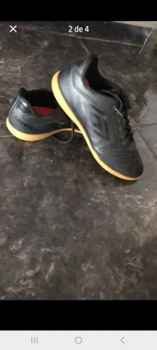 Chuteira futsal umbro