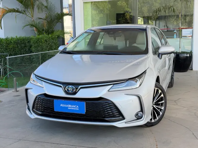 Toyota Corolla Altis Prem. Hybrid 1.8 Flex AUT 2024