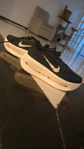 Nike Vomero Premium TAM 41