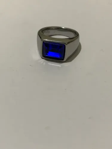 Anel masculino com pedra azul