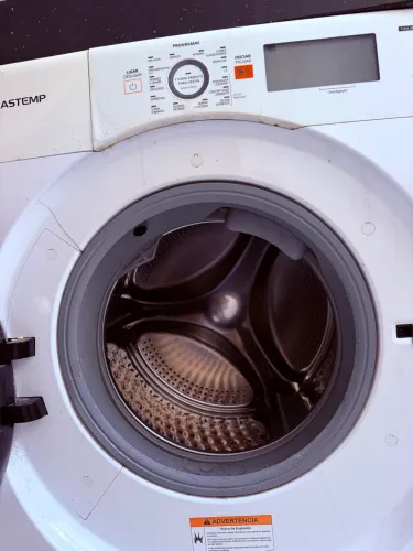 Máquina Lava e Seca Brastemp 10,1 kg / 6 kg - Branca (Abertura Frontal)