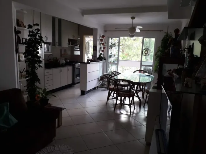 Apartamento em Rua do Kalifa - Canasvieiras - Florianópolis/SC