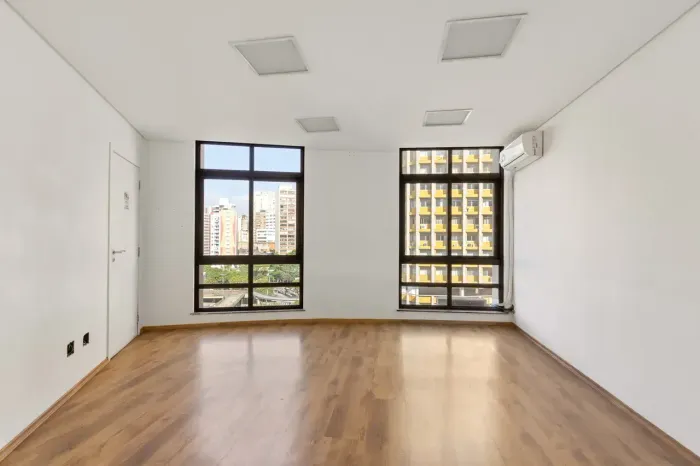 Imóvel para aluguel possui 115 metros quadrados em Centro - São Paulo - SP