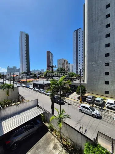 Apartamento com 3 quartos em Boa Viagem