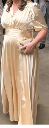 Vestido madrinha G dourado
