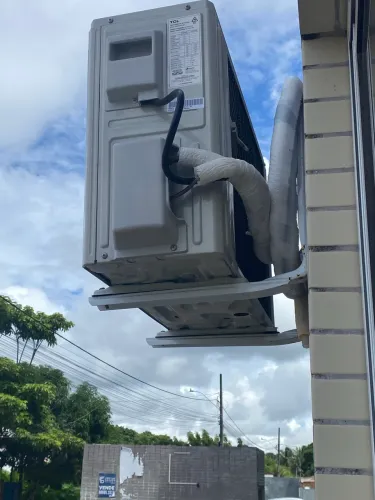 Ar condicionado 