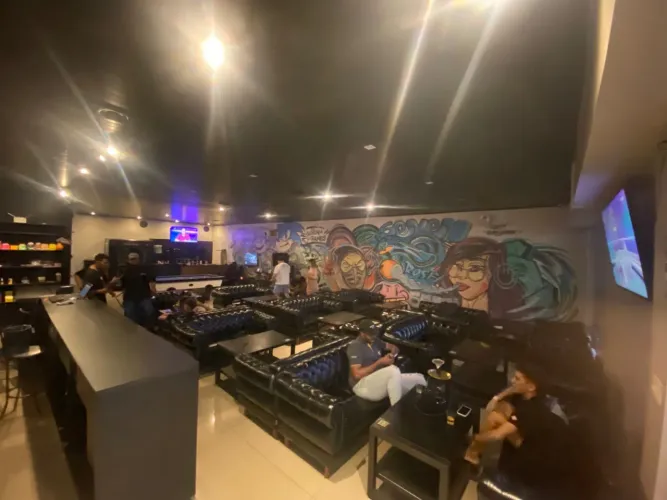 Vendo lounge Bar completo!
