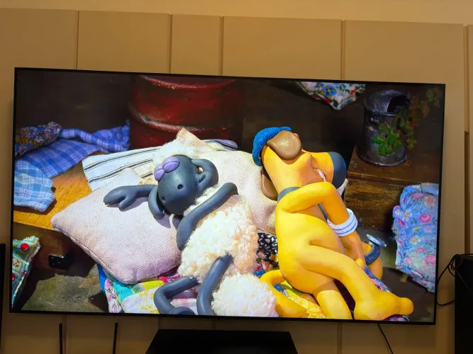Vendo smart tv 4k cristal 65 polegadas