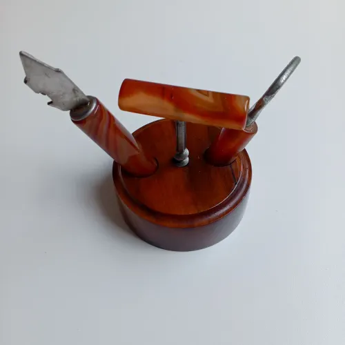 Kit Abridor de Vinhos Suporte de Madeira 