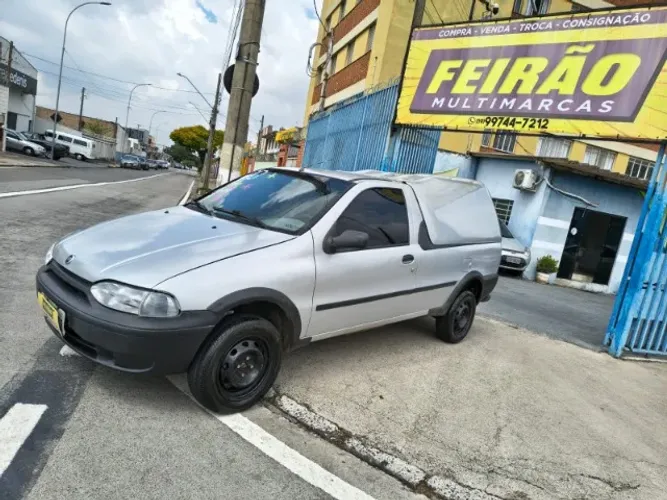 Fiat Strada Working 1.5 MPI 8V CS (álcool) 2000
