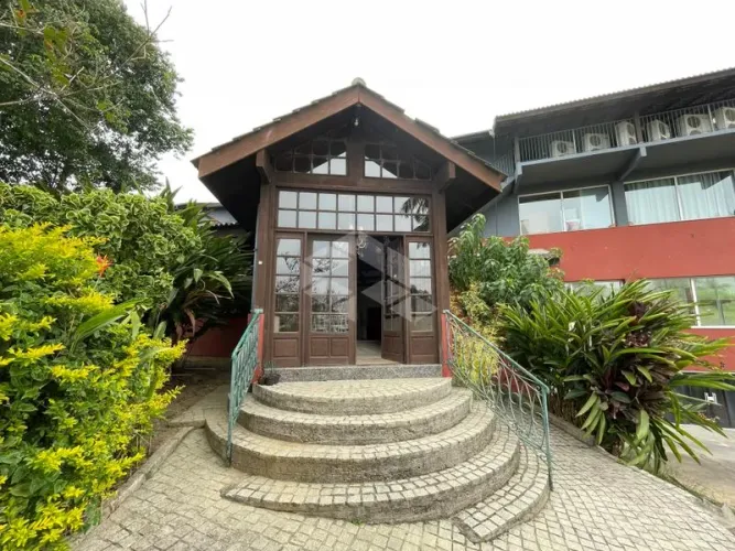 Oportunidade Gastronômica! Restaurante Completo e Histórico com 184 m² na Trindade/Centro.