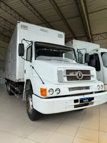 Mercedes-Benz L1620 6x2 mecânico