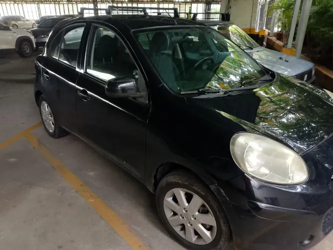 Nissan March S 1.0 16V Flex Fuel 5P 2013