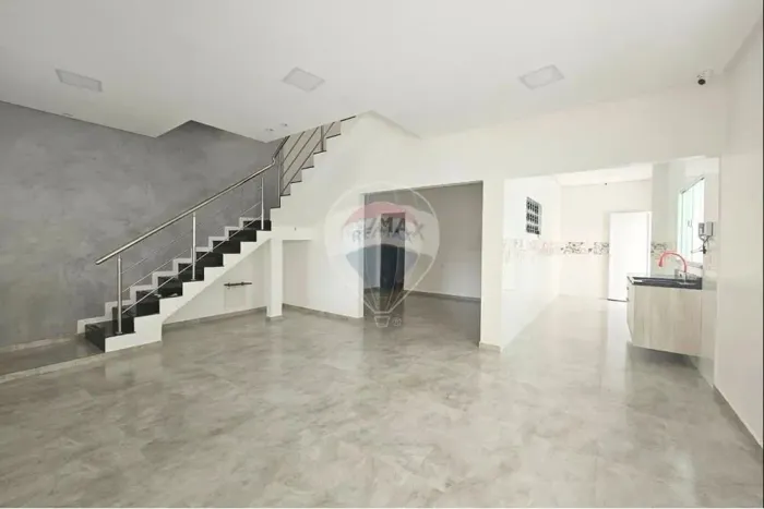 Casa em flores, duplex com 3 suítes e 2 vagas de garagem