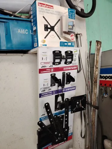 Suportes de TV varios modelos, tudo por 100 reais