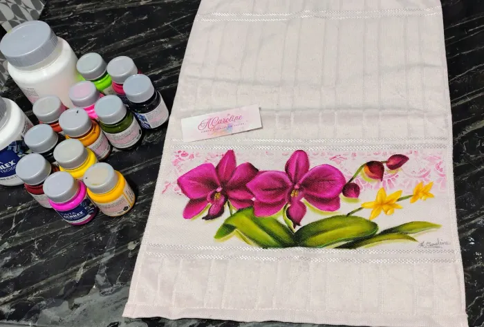 Orquídeas Radiantes- Toalha Lavabo Premium Luxo| | cores vibrantes| Artesanal