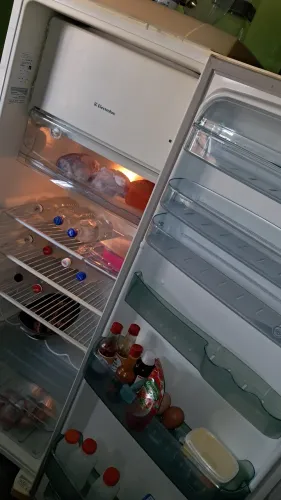 GELADEIRA ELETROLUX NOVA $1.400