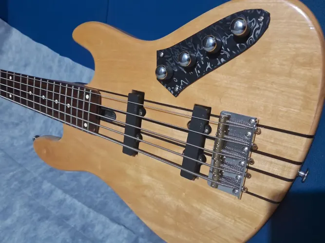 Baixo Jazz Bass Luthiet 5 Cordas Todo Emg