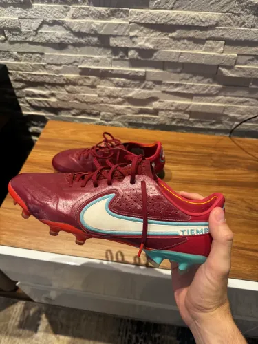 Chuteira Nike Tiempo 44