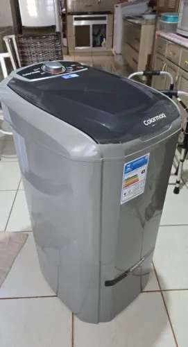 Tanquinho de lavar roupa