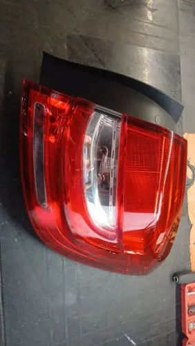 Lanterna Direita Renault Sandero Com Led 2021 2022 Original