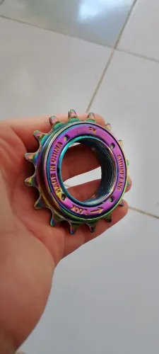 Vendo catraca camaleão barulhenta!