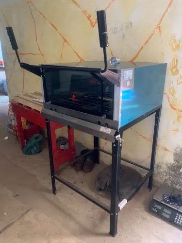  Vendo Forno refratário pro gás novo nunca usado ainda com garantia 