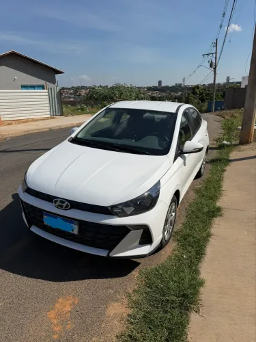 Hyundai HB20S Comfort Plus 1.0 Flex 12V Mec. 2025