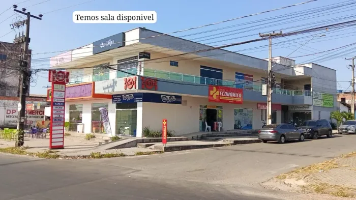 Sala comercial na cidade operaria