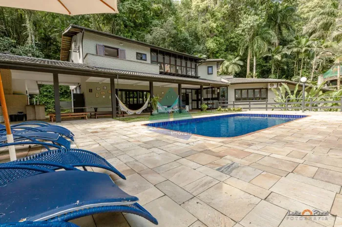 Casa com 5 quartos, Condomínio Domingas Dias, Ubatuba - R$ 3.8 mi, Cod: 2598