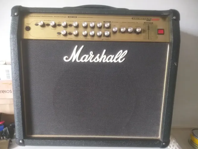 Amplificador Marshall AVT 100