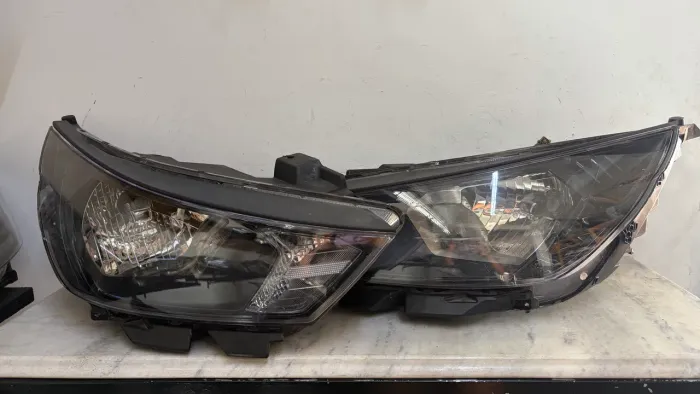 Par de farol Hb20 2023/2025 original