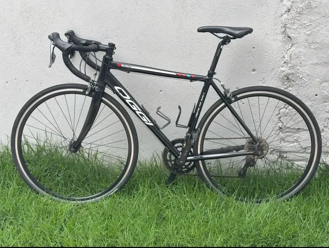 Bicicleta Speed Venzo - Leve, Esportiva