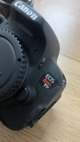 Canon T5i