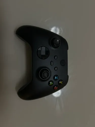 Controle Xbox Séries x/s e Deck de carregamento com duas baterias
