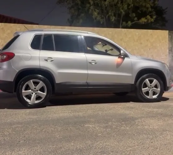 Volkswagen Tiguan 2.0 TSI 16V 200cv Tiptronic 5P 2011