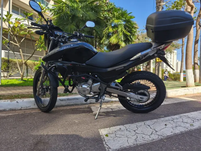 NX 400 Falcon Honda