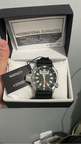 Citizen jp2000 na caixa com etiqueta e manual